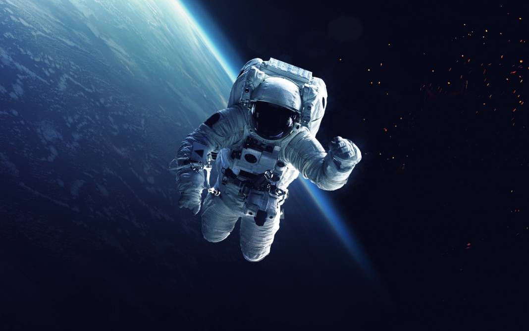 İlk Türk Astronot Uzaya Çıktı! Herkes Bir Astronotun Kazancını Merak Etti. Bakın Maaşları Ne Kadar? 3